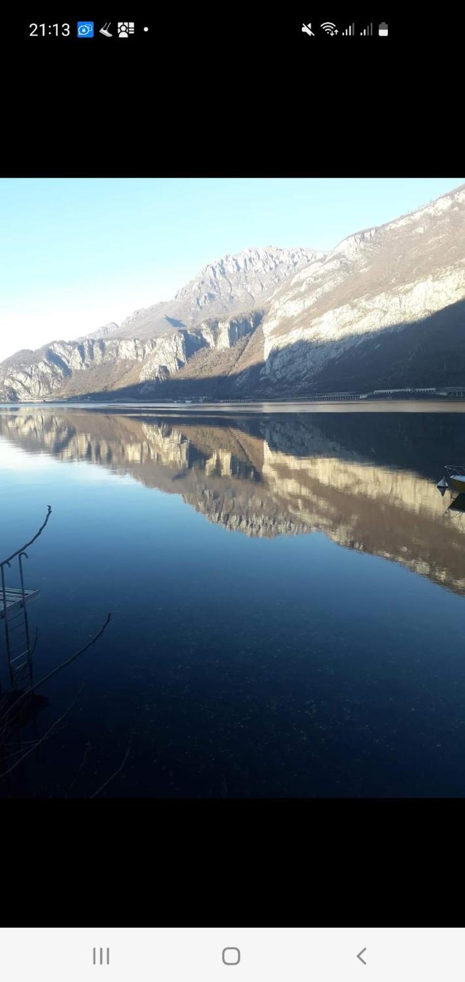 L For Lake Mandello del Lario Værelse billede
